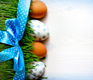Easter Eggs Polka Dot sfondi gratuiti per iPad Air