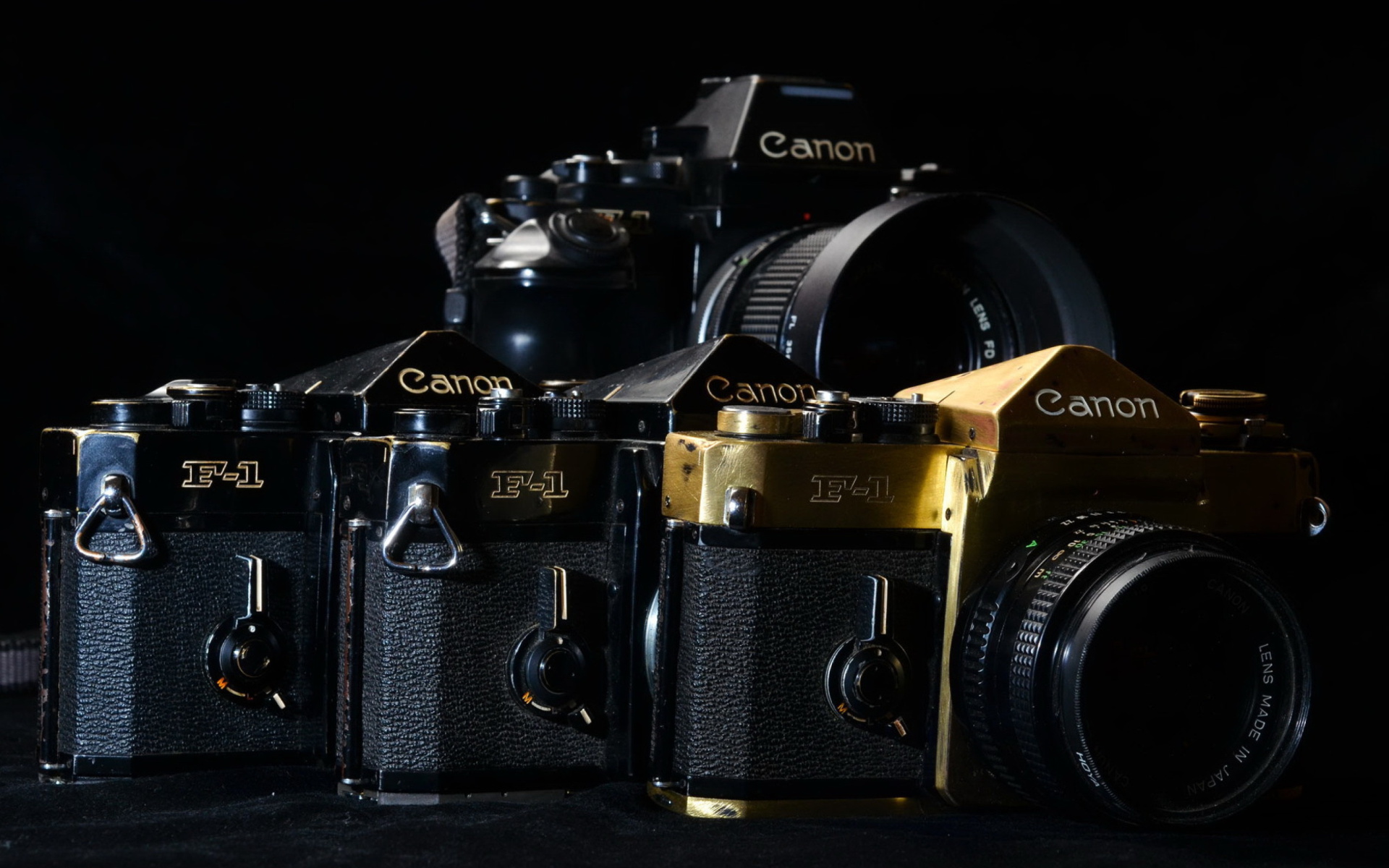 Fondo de pantalla Canon F1 Reflex Camera 1920x1200