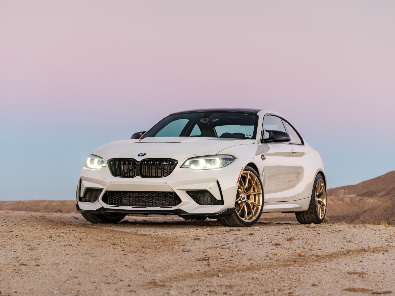 Обои BMW M2 CS 1280x960