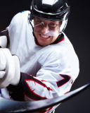 Fondo de pantalla Hockey Player 128x160