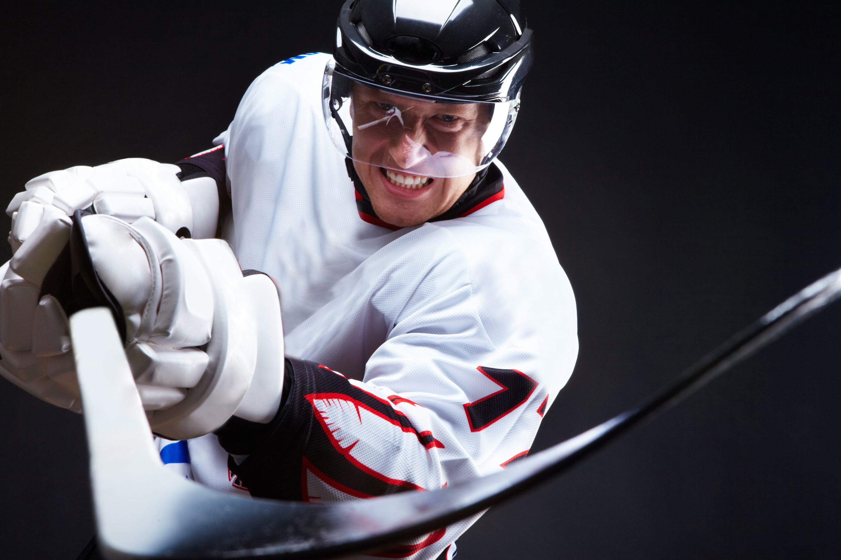 Fondo de pantalla Hockey Player 2880x1920