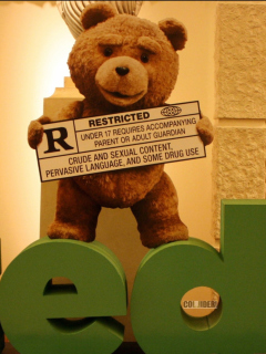 Fondo de pantalla Ted 240x320