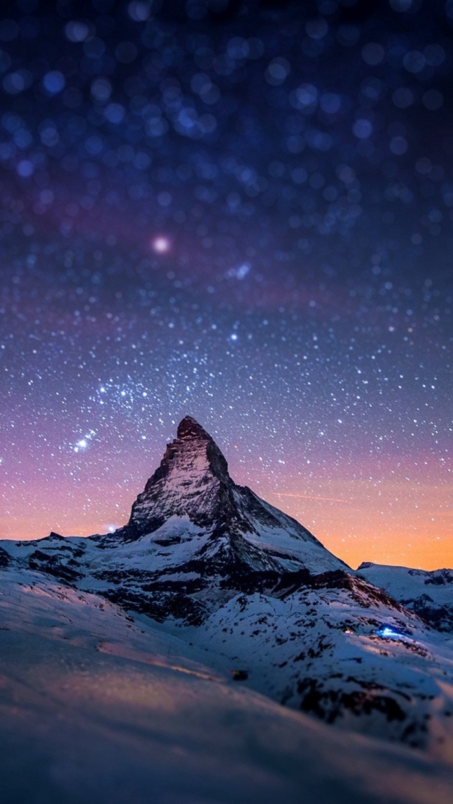 Das Mountain At Night Wallpaper 640x1136