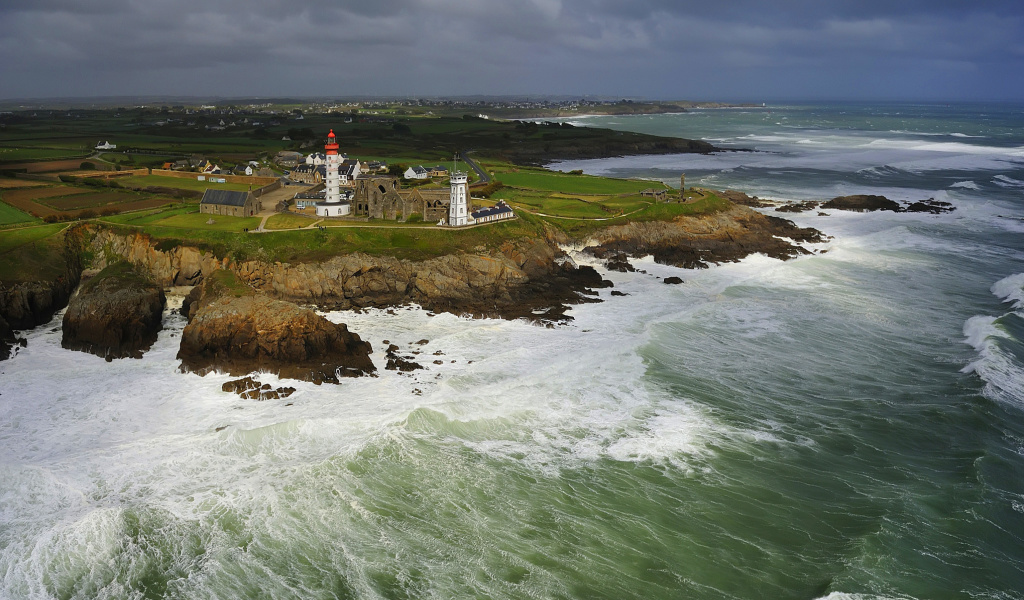 Screenshot №1 pro téma Lighthouse on the North Sea 1024x600