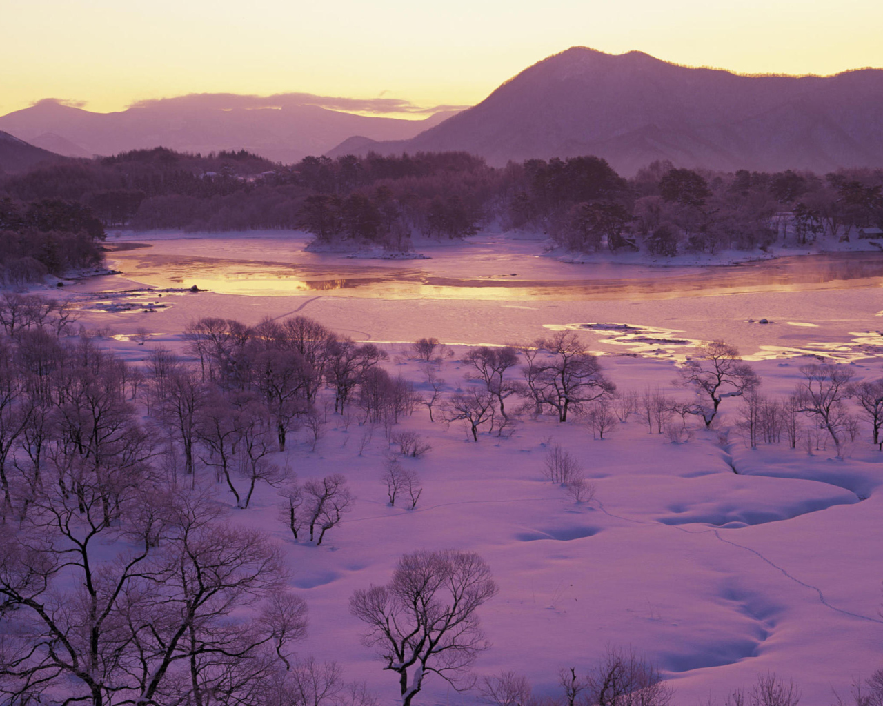 Winter Landscape In Fukushima Japan screenshot #1 1280x1024