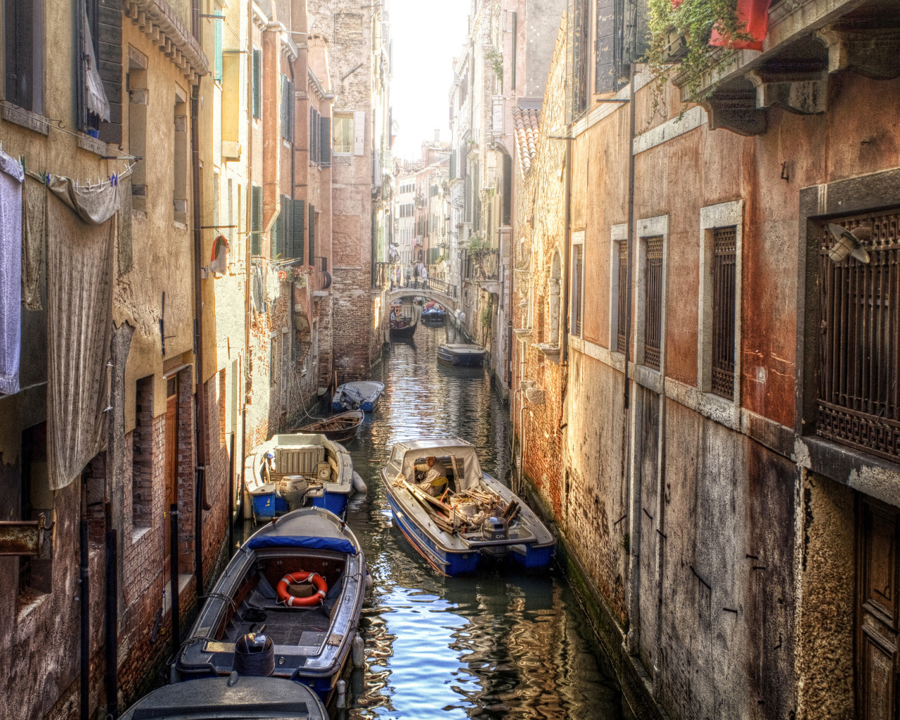 Fondo de pantalla Canals of Venice Painting 1280x1024