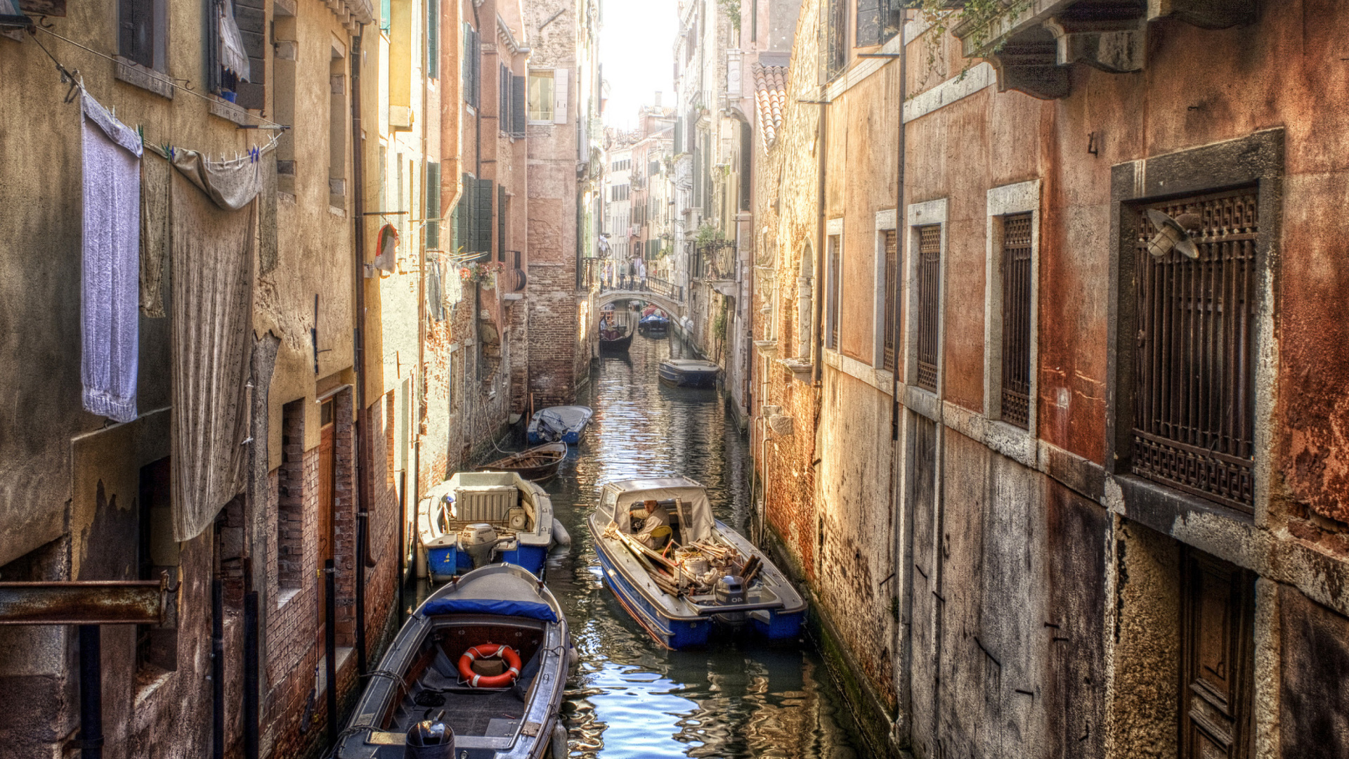 Fondo de pantalla Canals of Venice Painting 1920x1080