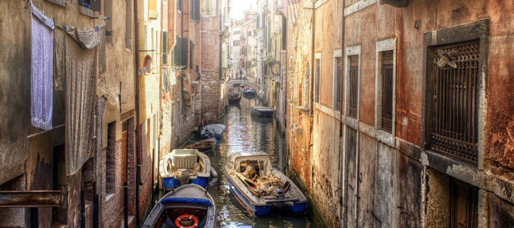Fondo de pantalla Canals of Venice Painting 720x320