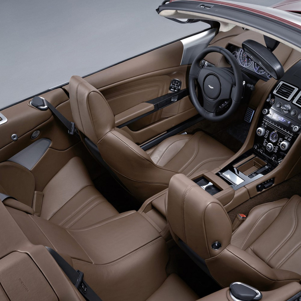 Fondo de pantalla Aston Martin DBS Interior 1024x1024
