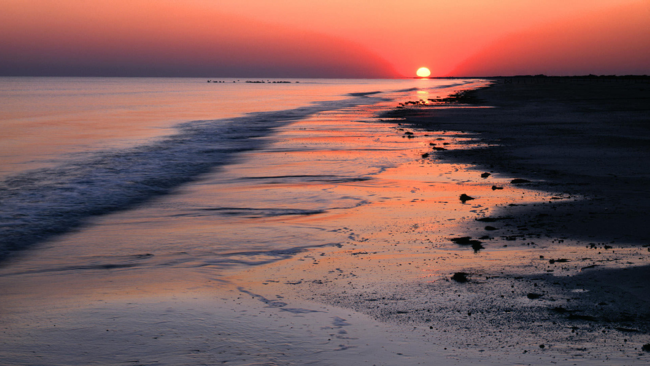 Horizon at sunset screenshot #1 1280x720