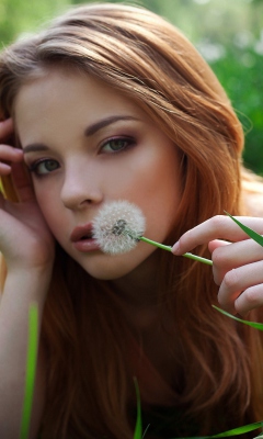 Обои Redhead Girl With Dandelion 240x400