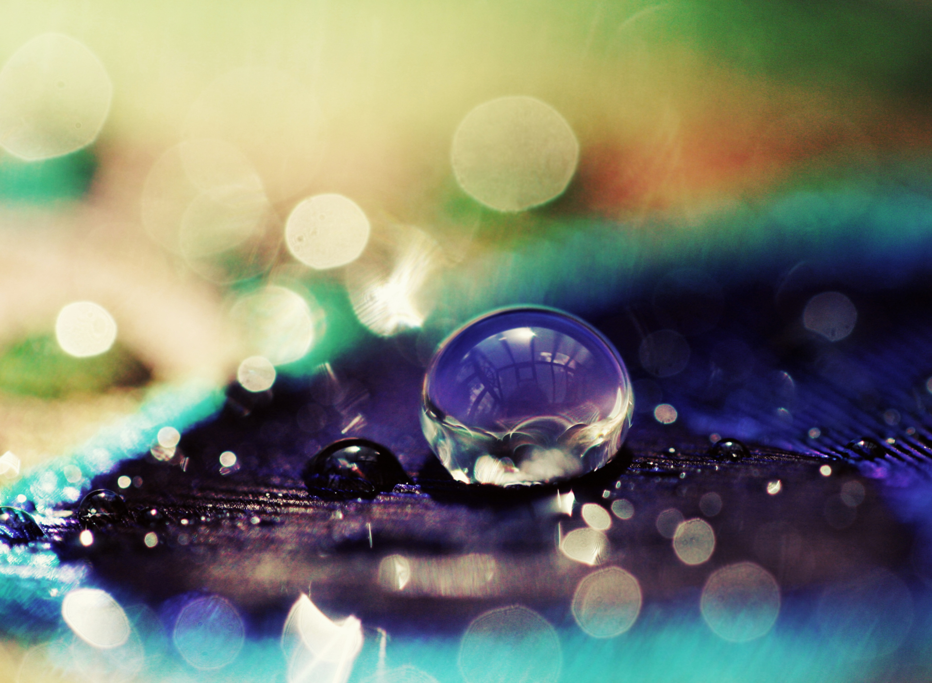 Amazing Water Drop Bokeh screenshot #1 1920x1408