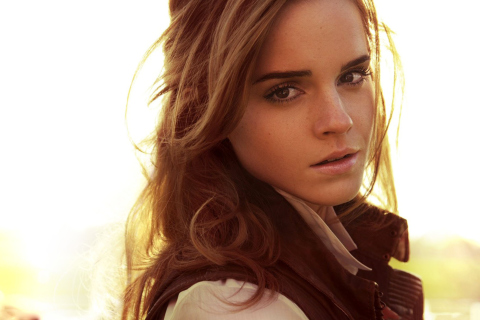 Fondo de pantalla Cute Emma Watson 480x320