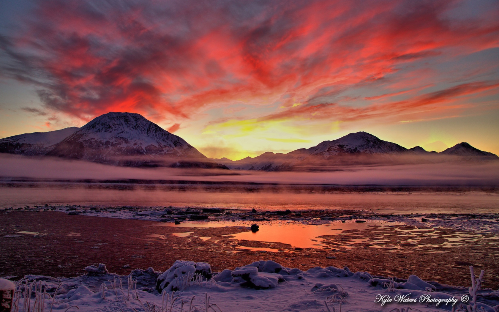 Sfondi Twilight In Alaska 1680x1050