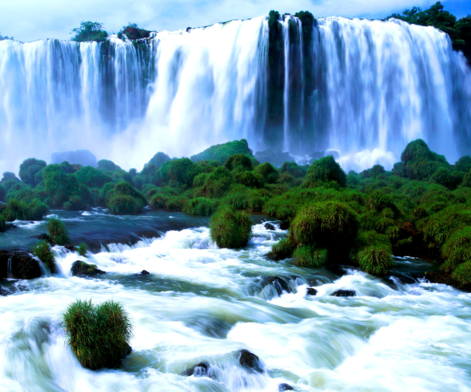 Iguazu Falls wallpaper 960x800