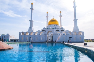 Astana capital city Kazakhstan sfondi gratuiti per 1152x864