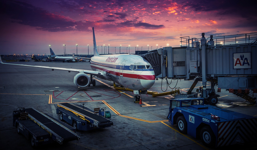 American Airlines Airplane wallpaper 1024x600