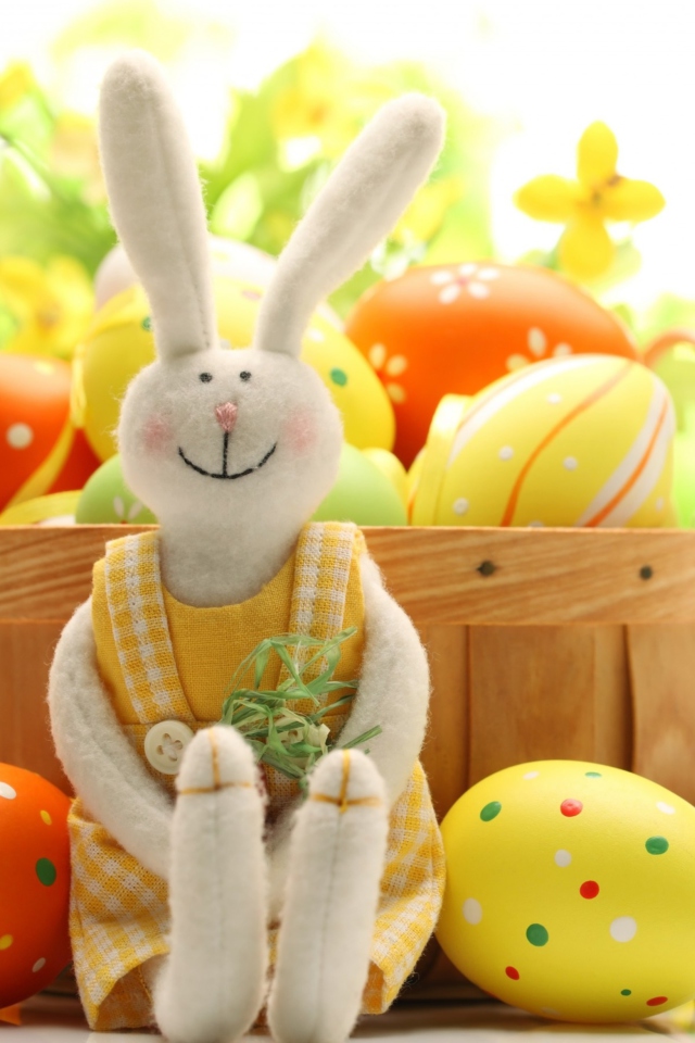Cute Easter Bunny wallpaper 640x960