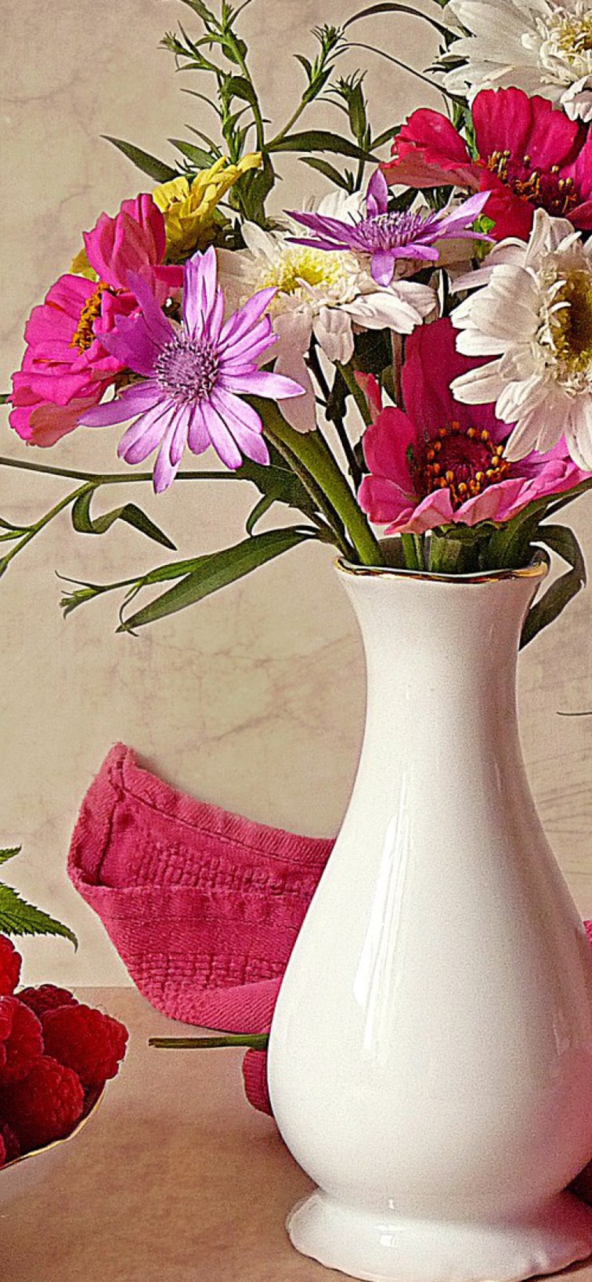 Flower Vase wallpaper 1170x2532