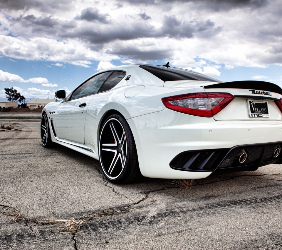 Maserati GranTurismo wallpaper 960x854