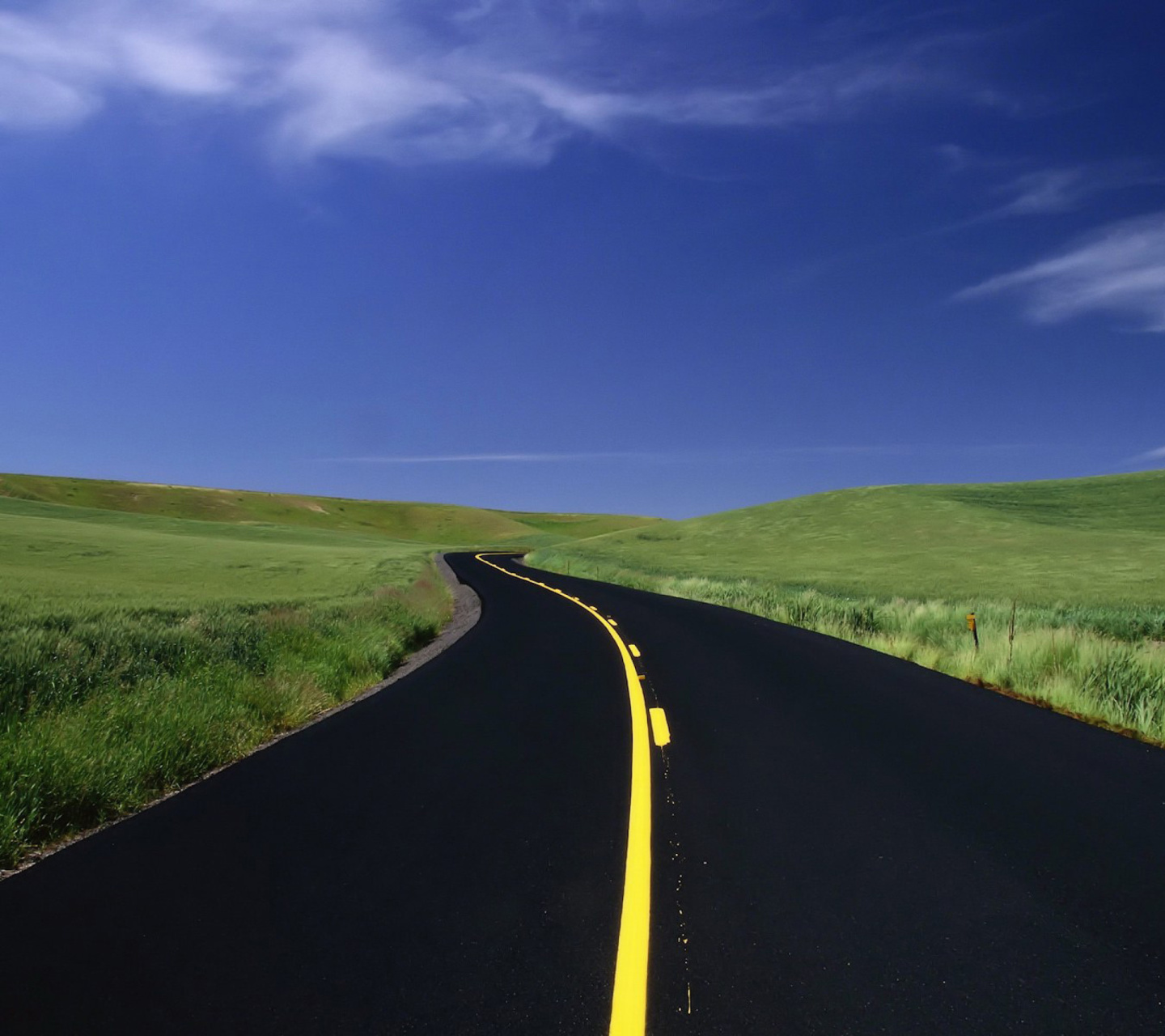 Screenshot №1 pro téma Road Landscape and Heaven 1440x1280