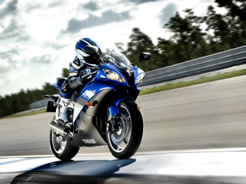Fondo de pantalla Yamaha R6 Superbike 800x600