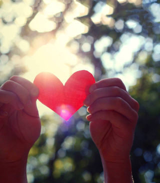 Heart Of Love In Shining Light sfondi gratuiti per Nokia Lumia 800