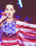 Sfondi Katy Perry In American Flag Dress 128x160