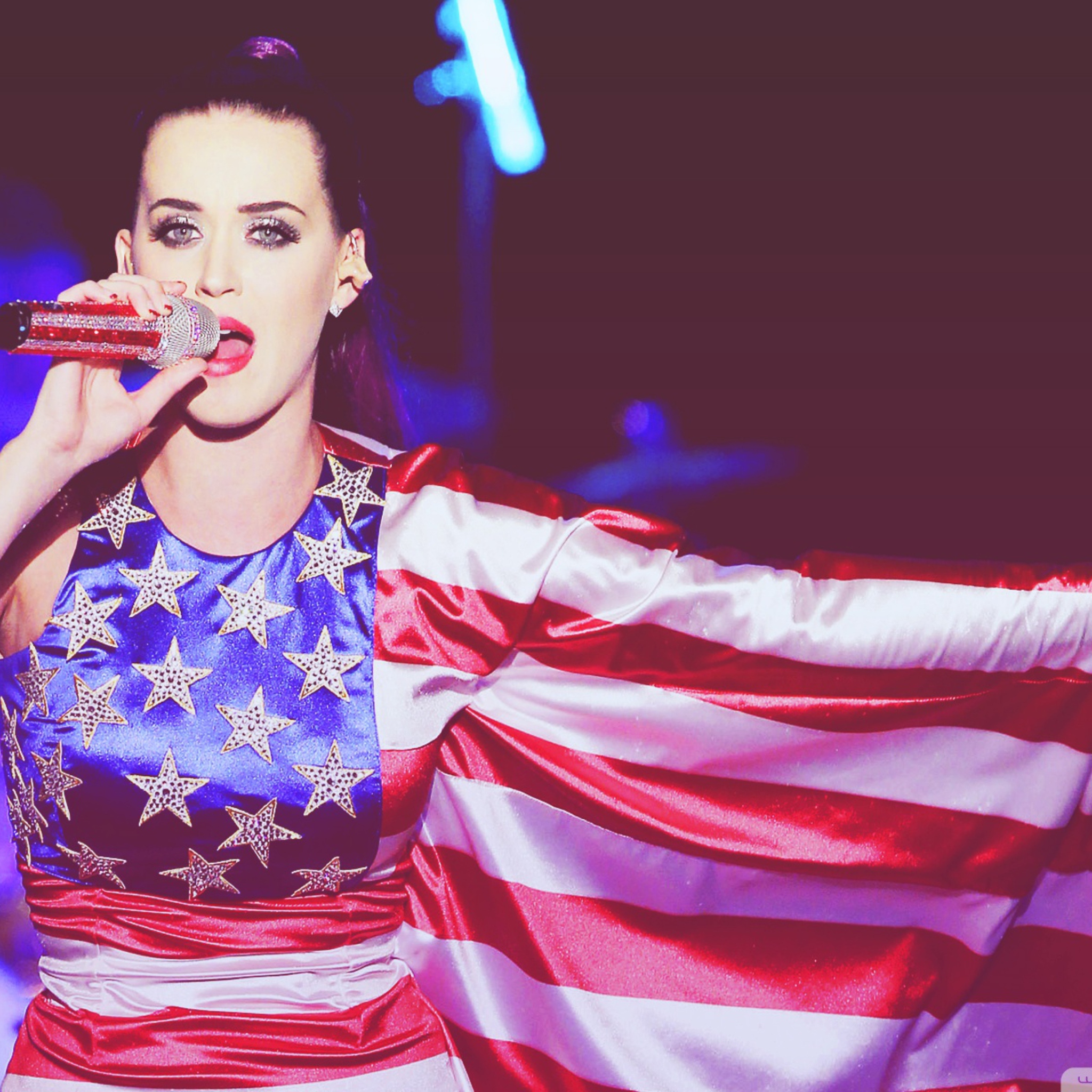 Обои Katy Perry In American Flag Dress 2048x2048
