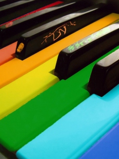 Fondo de pantalla Rainbow Piano 240x320