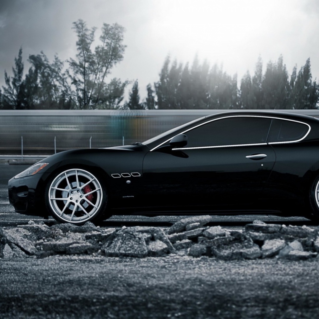 Screenshot №1 pro téma Maserati GranTurismo 1024x1024