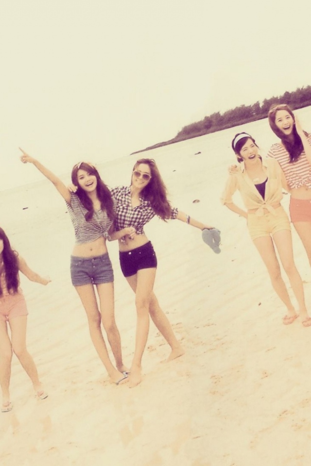 Girls Generation screenshot #1 640x960