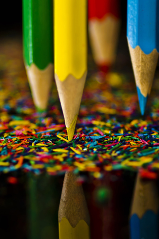 Das Colored Pencils Wallpaper 320x480