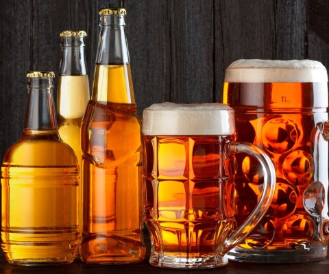 Das Best Beer in Glasses Wallpaper 480x400