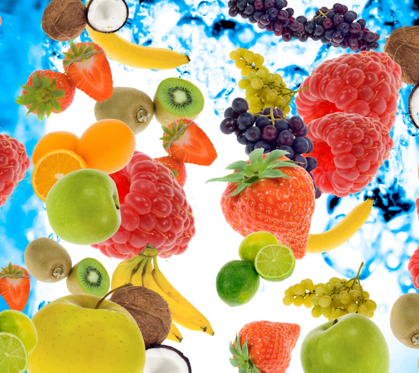 Обои Berries And Fruits 1440x1280