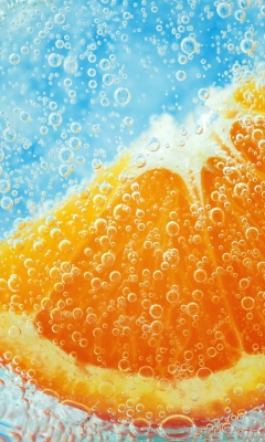 Das Orange In Water Wallpaper 240x400