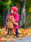 Fondo de pantalla Little Child With Teddy Bear 132x176