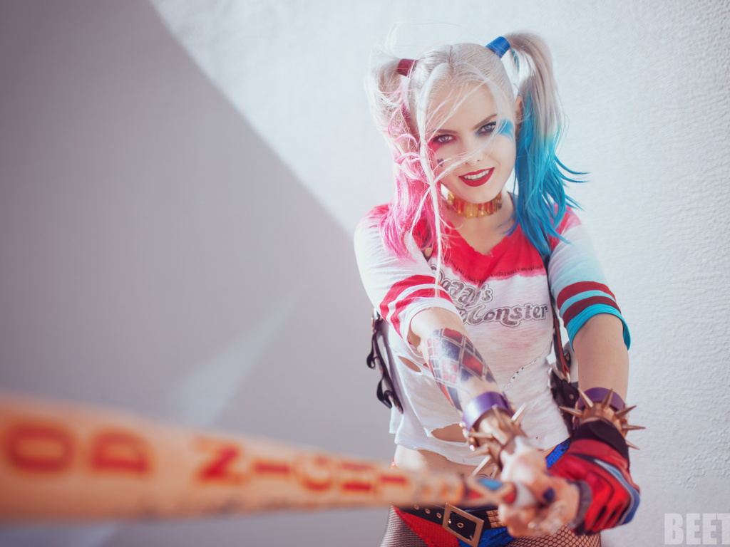 Screenshot №1 pro téma Harley Quinn Cosplay 1024x768