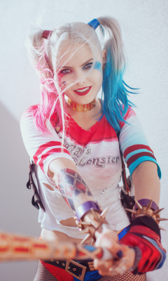 Fondo de pantalla Harley Quinn Cosplay 240x400