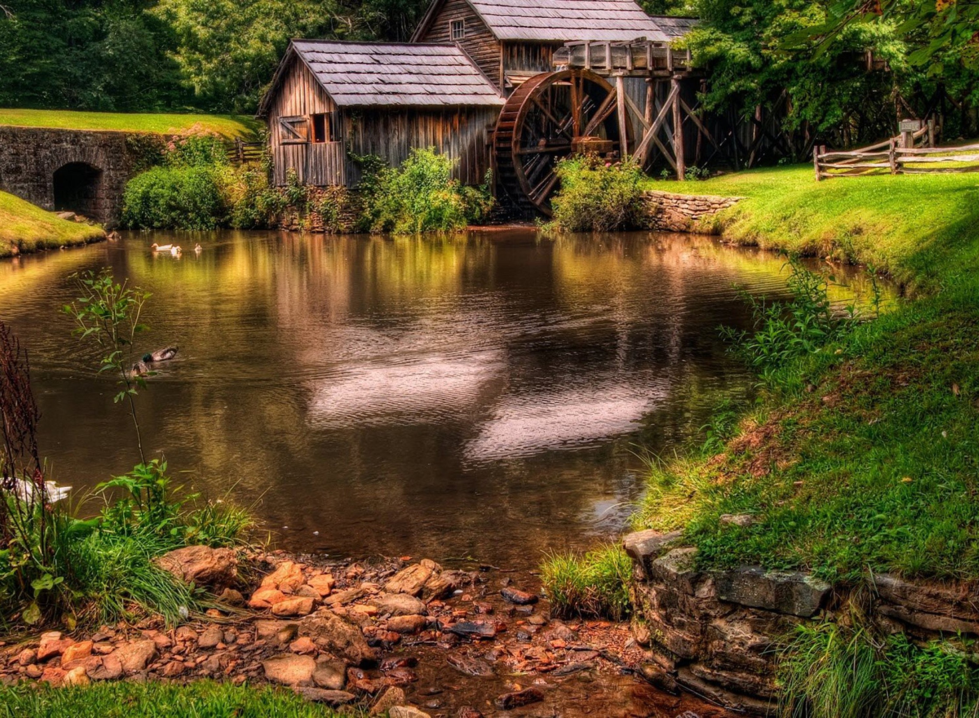 Обои Farm Cottage 1920x1408