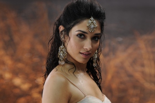 Free Tamanna Picture for Android, iPhone and iPad