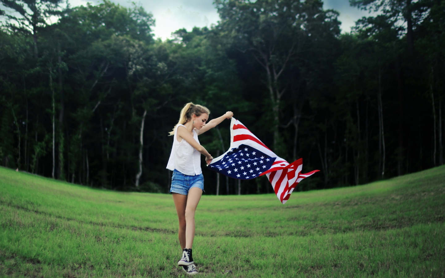 Sfondi American Girl 1440x900