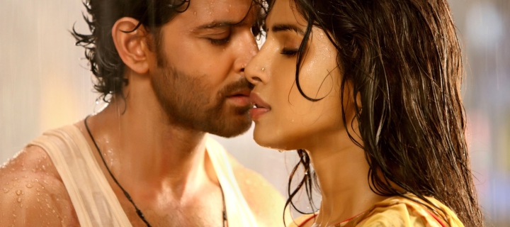 Das Hrithik Priyanka Chopra In Agneepath Wallpaper 720x320