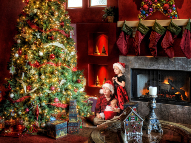 Das Family Christmas Wallpaper 640x480
