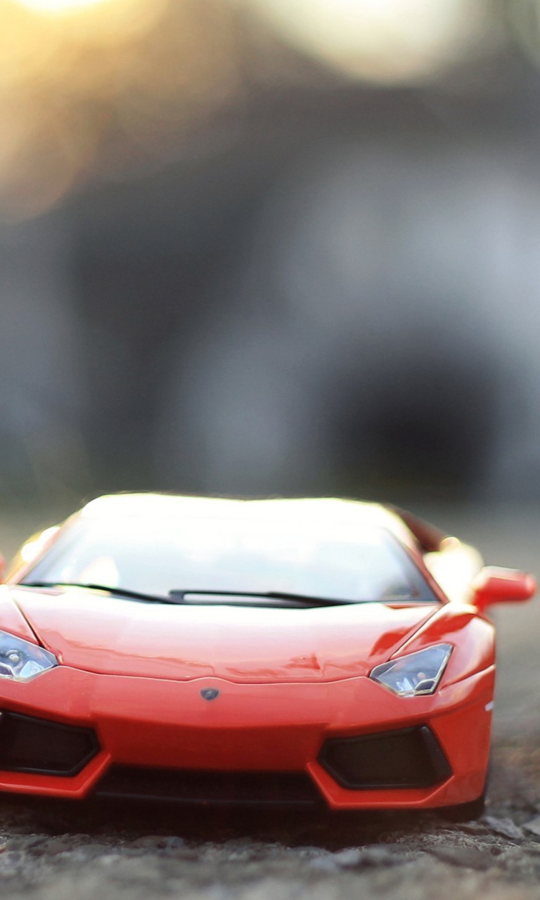 Fondo de pantalla Red Toy Car 768x1280