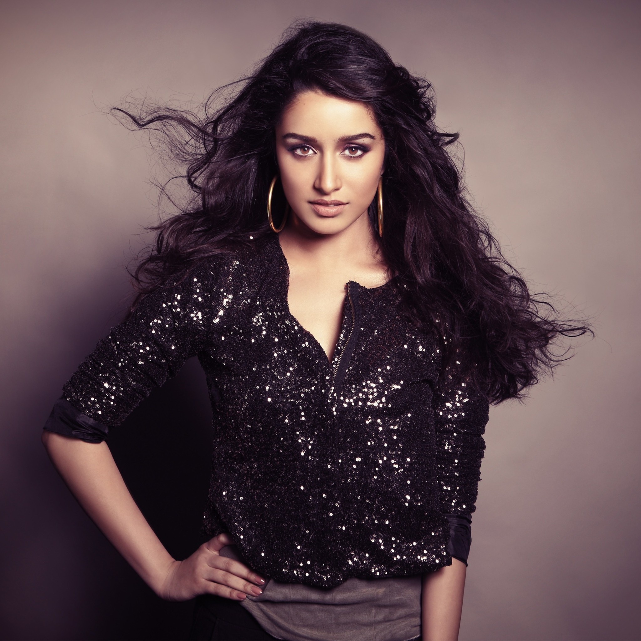 Actress Shraddha Kapoor wallpaper 2048x2048