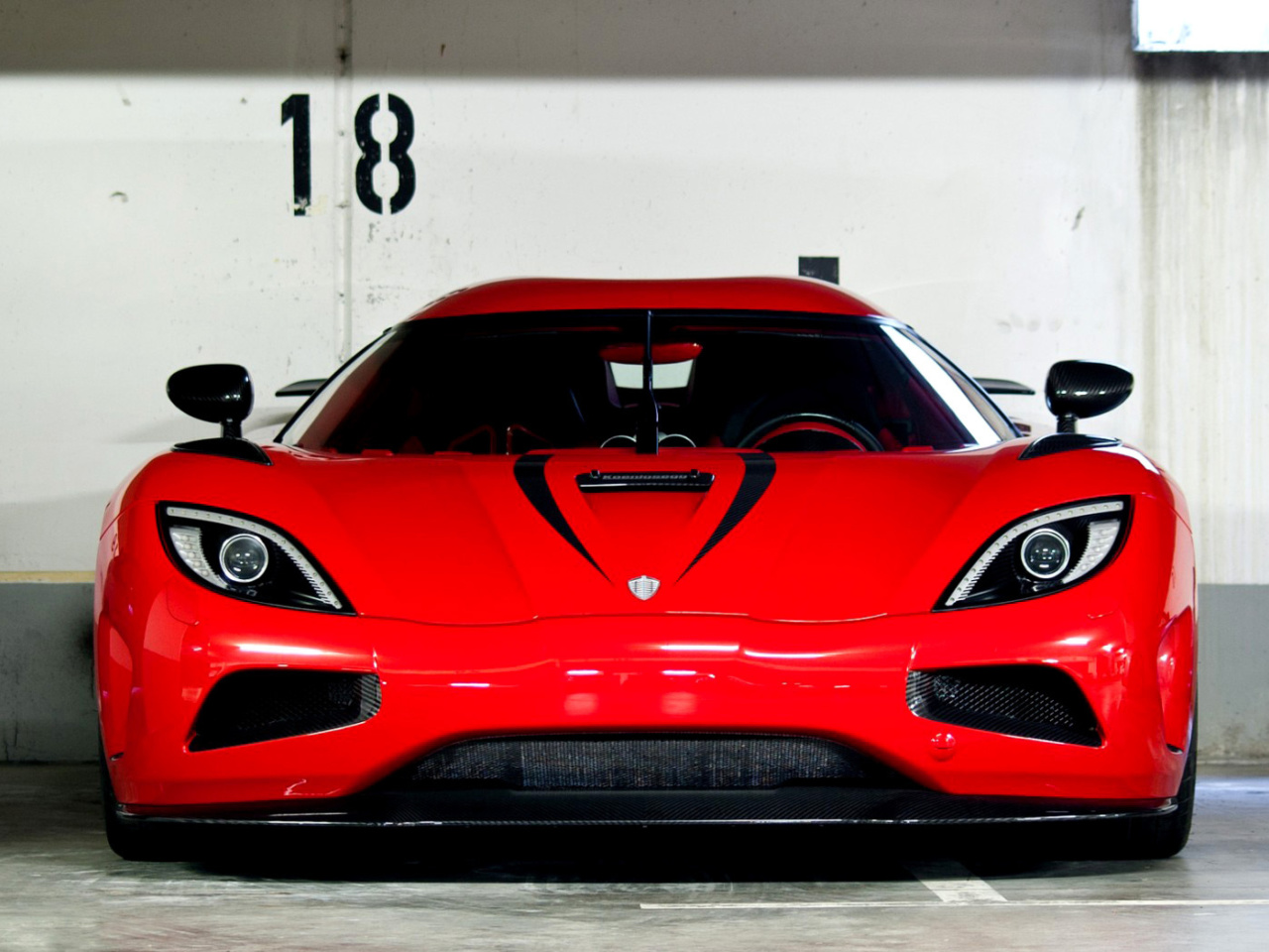 Screenshot №1 pro téma Koenigsegg Agera R 1280x960