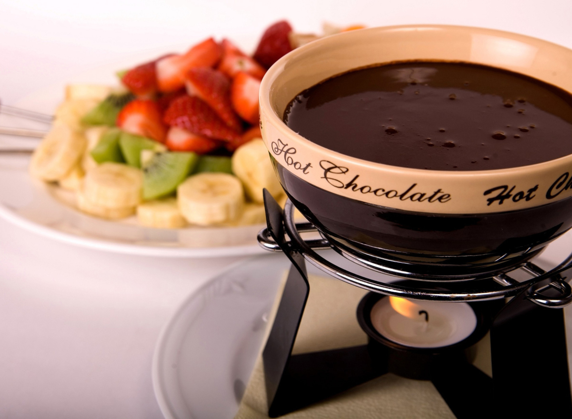 Обои Fondue Cup of Hot Chocolate 1920x1408