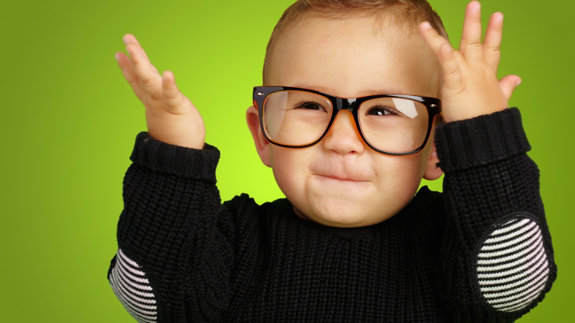 Happy Baby Boy In Fashion Glasses wallpaper 1920x1080