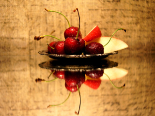 Das Cherries Acrylic Still Life Wallpaper 320x240